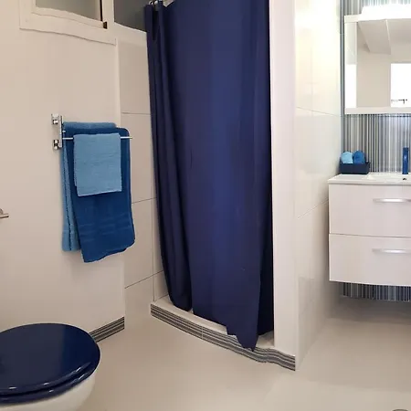 La Naval 209, 2ºb - Nairobi -